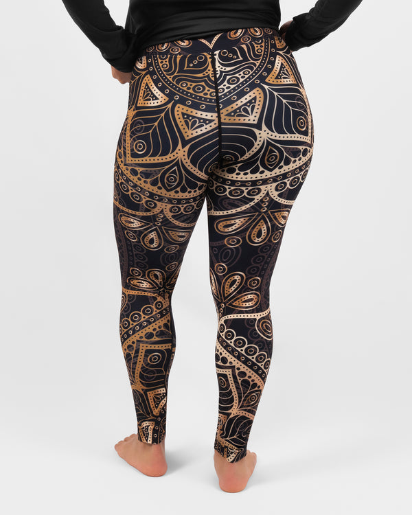 Model 5'4" | Size S