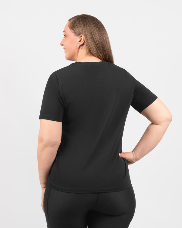 Model 5'9" | Size M