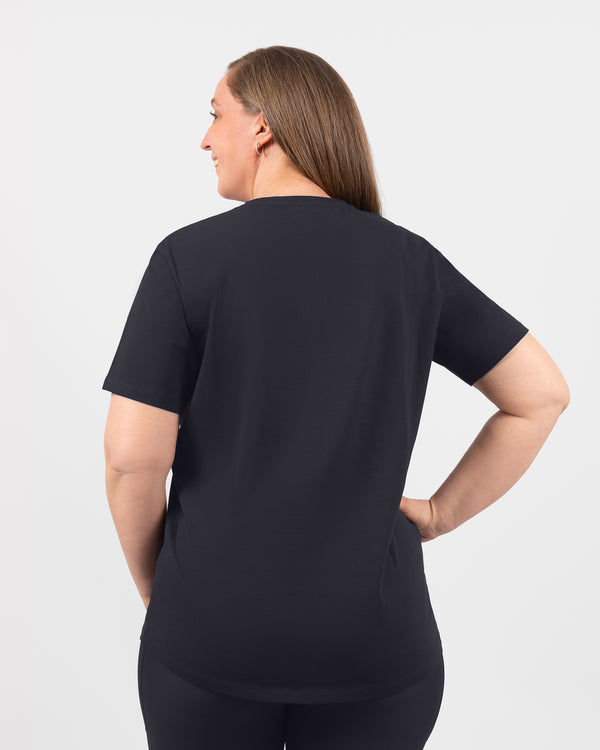 Model 5'9" | Size M