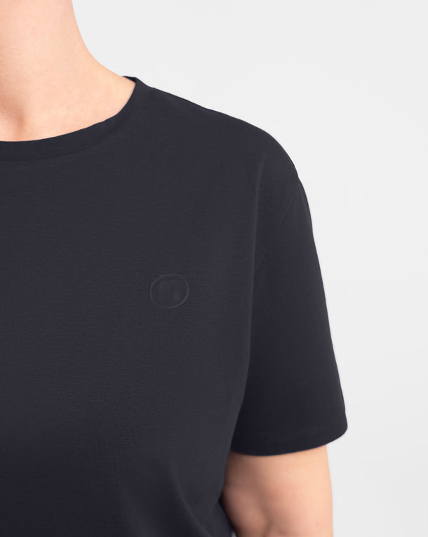 Model 5'9" | Size M
