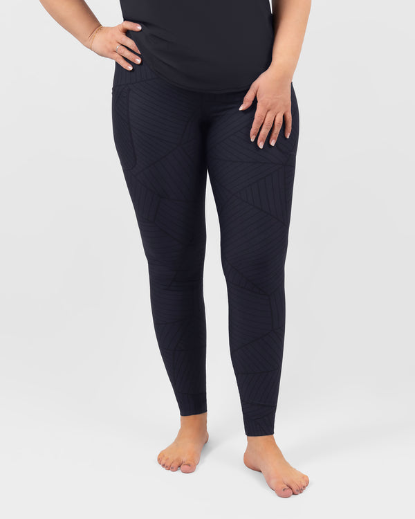 Model 5'9" | Size M