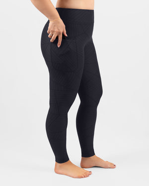 Model 5'9" | Size M