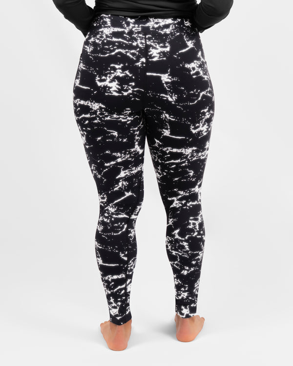 Model 5'4" | Size S