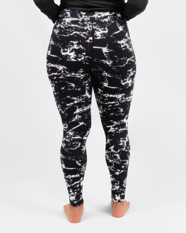 Model 5'4" | Size S