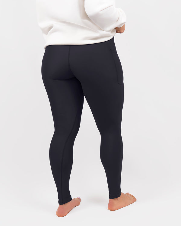 Model 5'4" | Size S