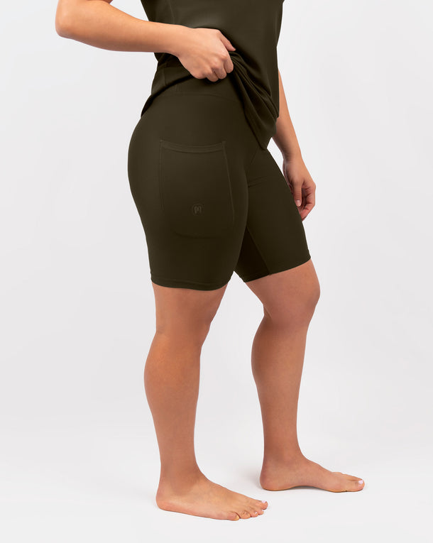 Model 5'4" | Size S