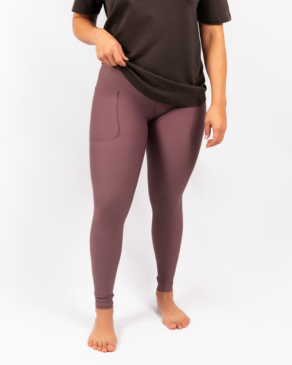 Model 5'4" | Size S 