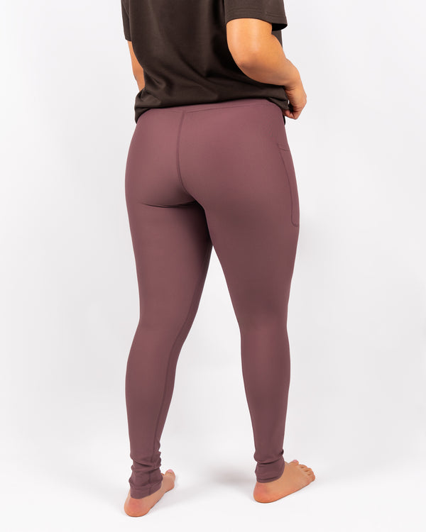 Model 5'4" | Size S 