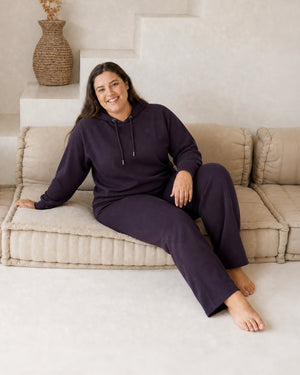 Model 5'5" | Size XL