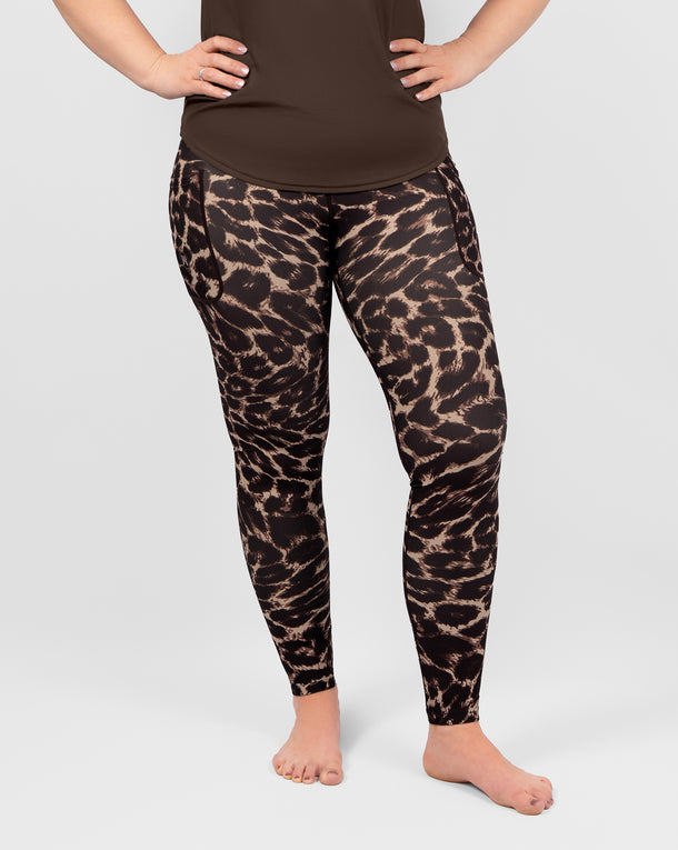 Model 5'9" | Size M