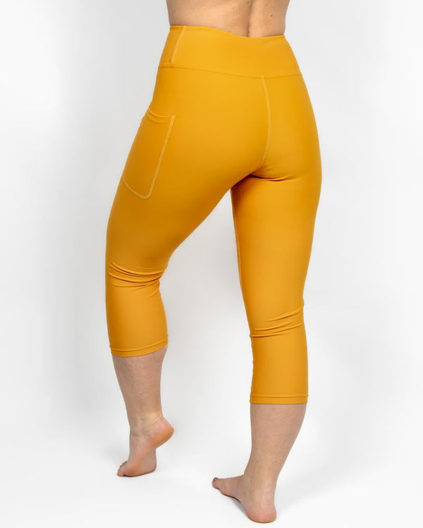 Signature Glow Capri