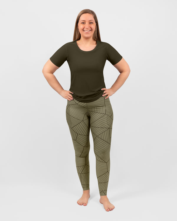 Model 5'9" | Size M