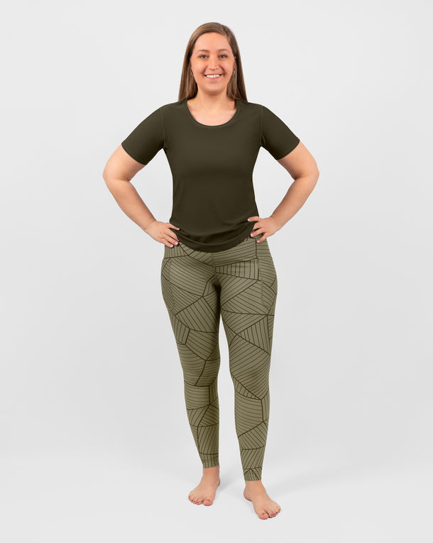 Model 5'9" | Size M