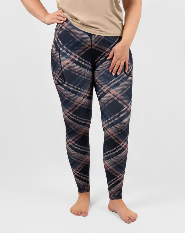Model 5'9" | Size M