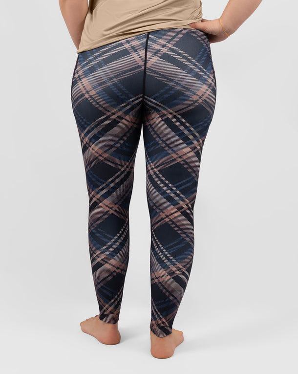 Model 5'9" | Size M