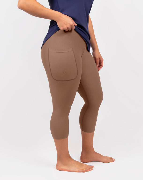 Model 5'4" | Size S