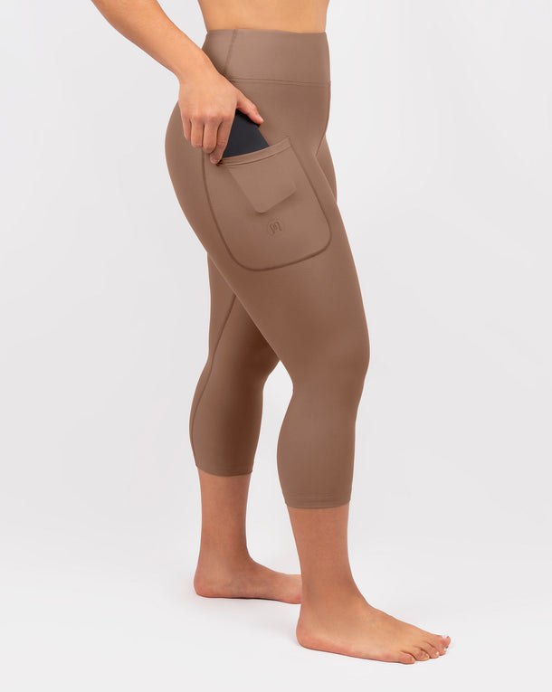 Model 5'4" | Size S