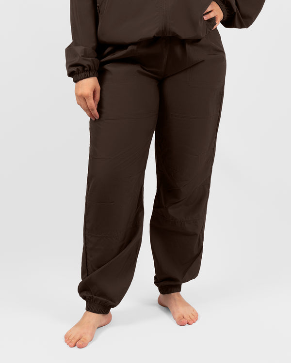 Model 5'4" | Size M