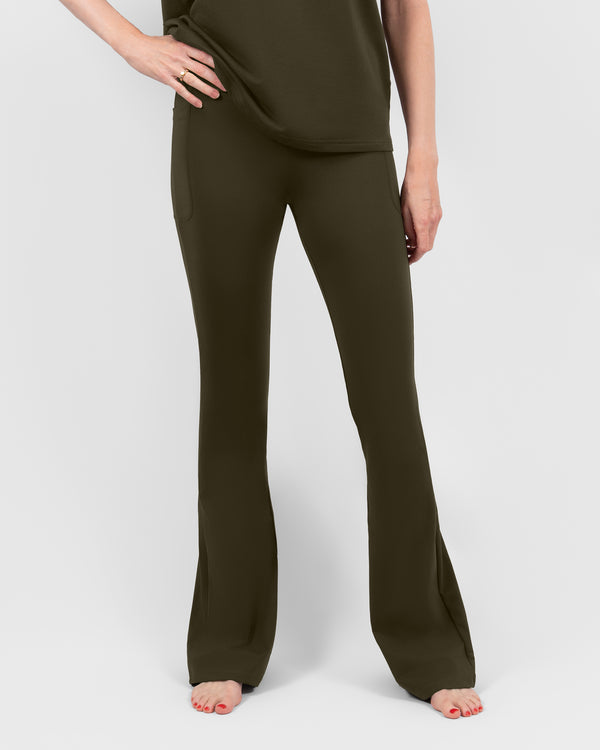 Model 5'9" | Size XS