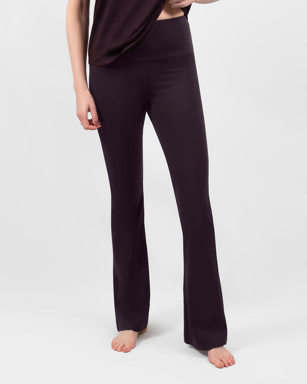 Model 5'9" | Size XS