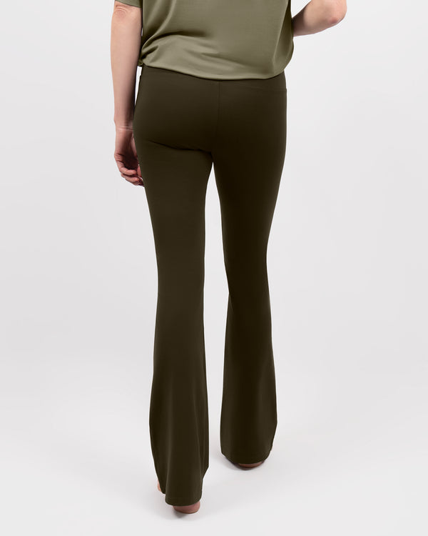 Model 5'9" | Size XS