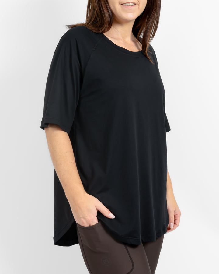 Mira Relaxed Black T-Shirt
