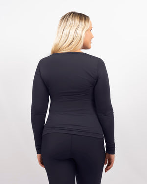 Model 5'5" | Size M