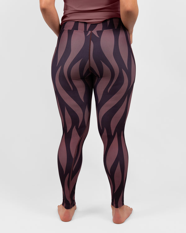 Model 5'4" | Size S