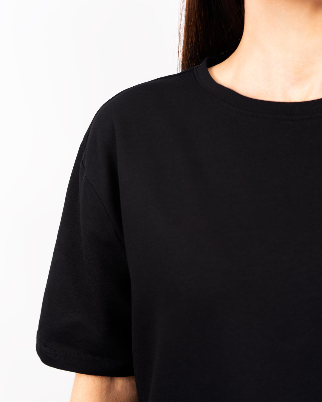 Naomi Everyday Black Long T-Shirt