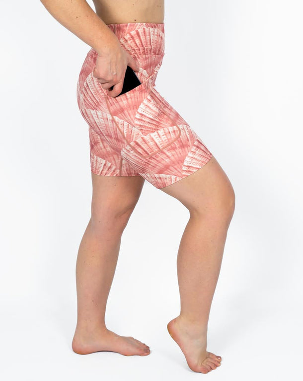 Scallop Shorts