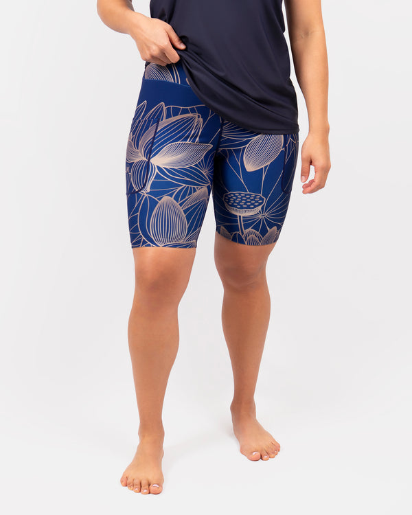 Model 5'4" | Size S