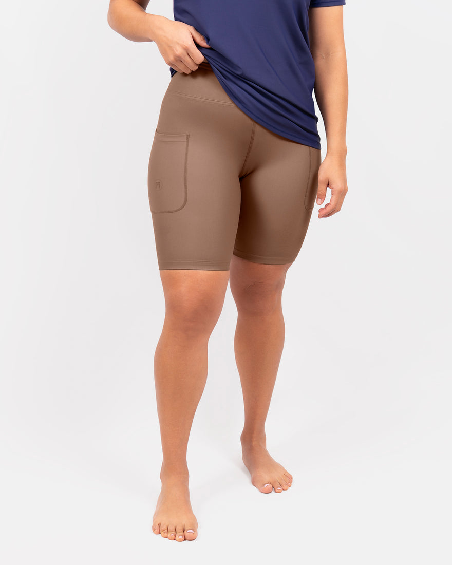 Model 5'4" | Size S 