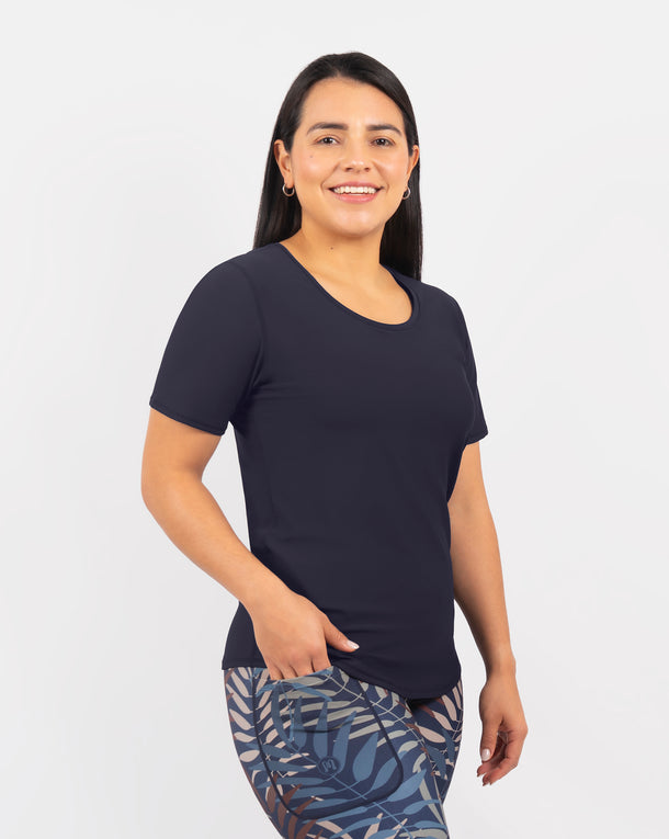 Model 5'4" | Size S