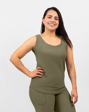 Model 5'4" | Size S