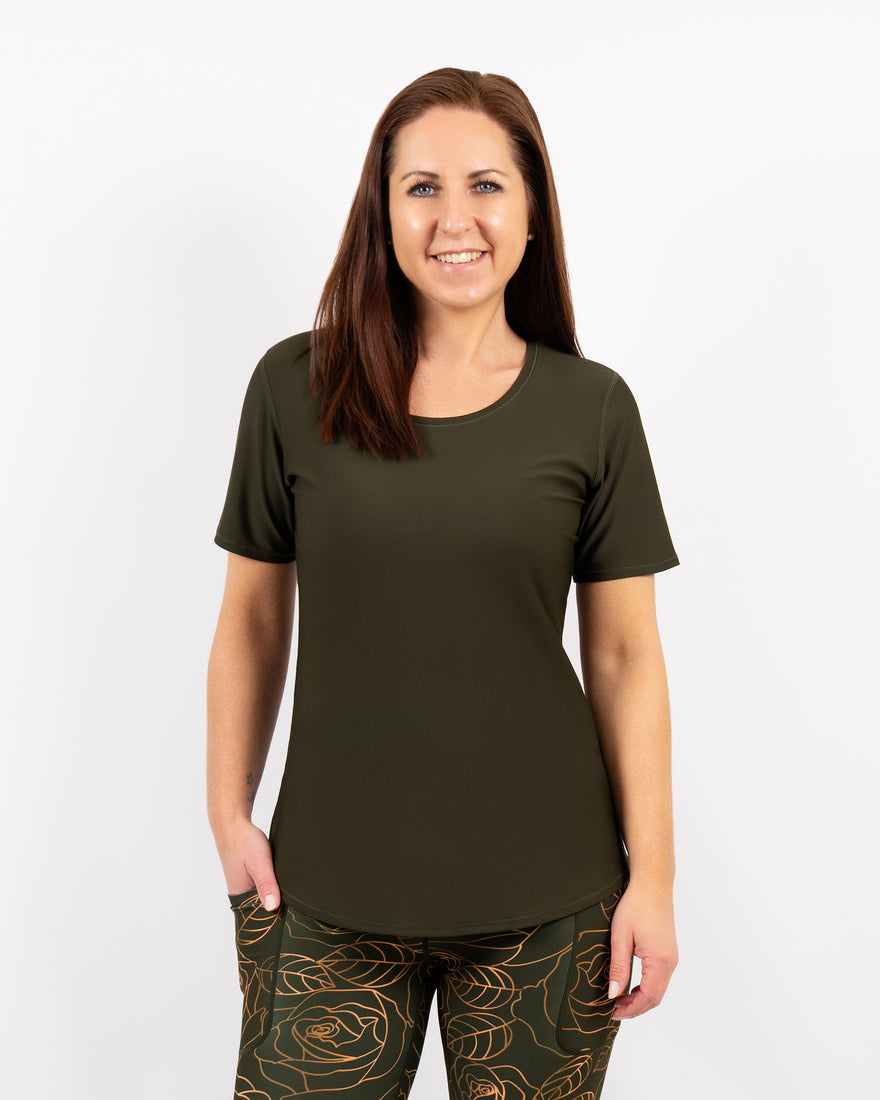 Model 5'3" | Size S 