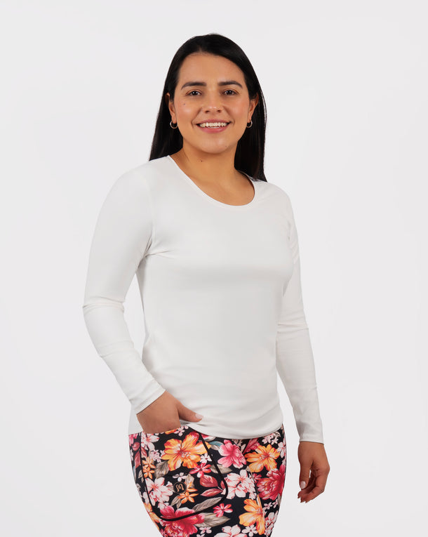 Model 5'4" | Size S