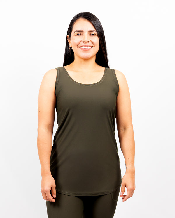 Model 5'4" | Size S