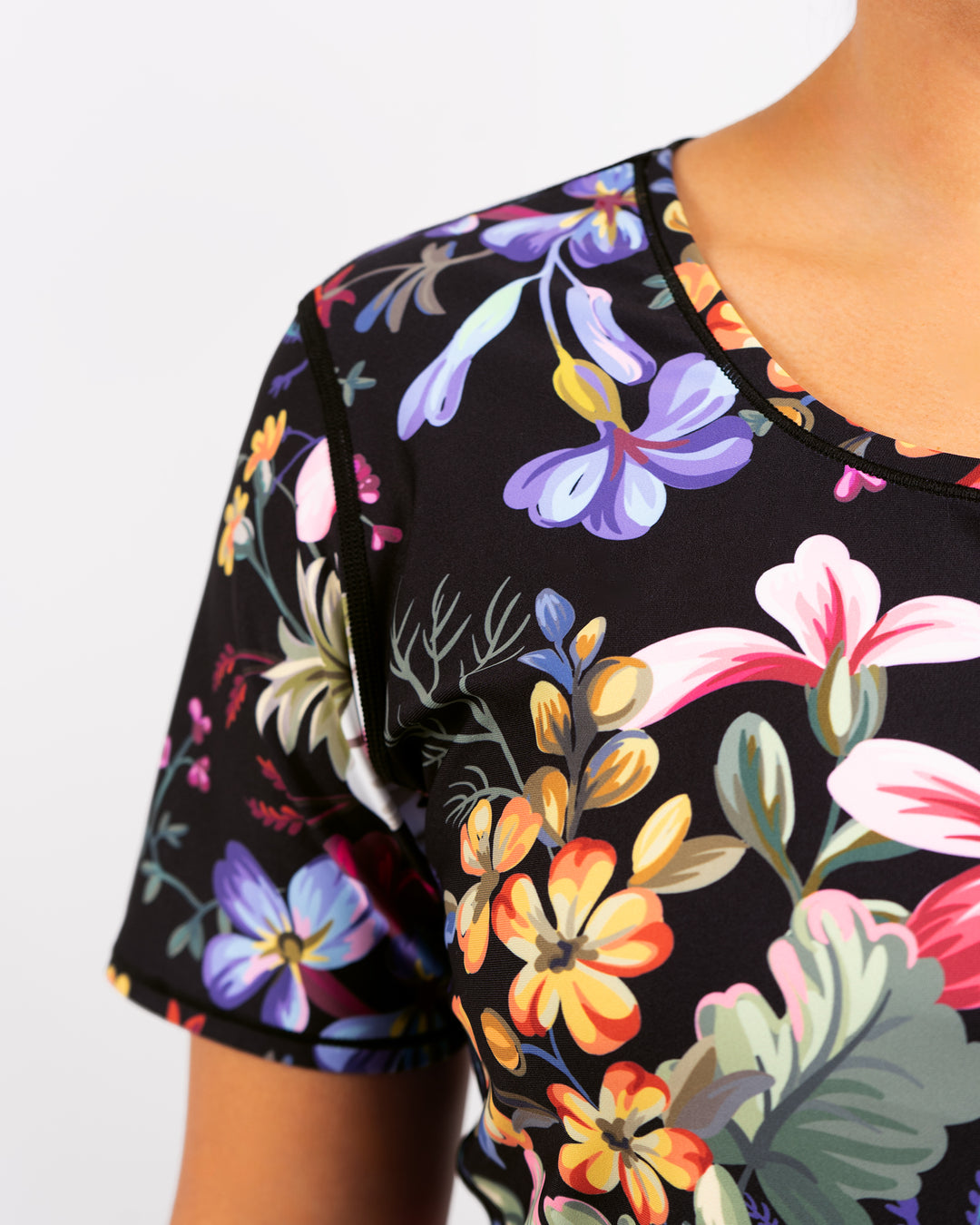 Vigga Fitted Victorian T-Shirt