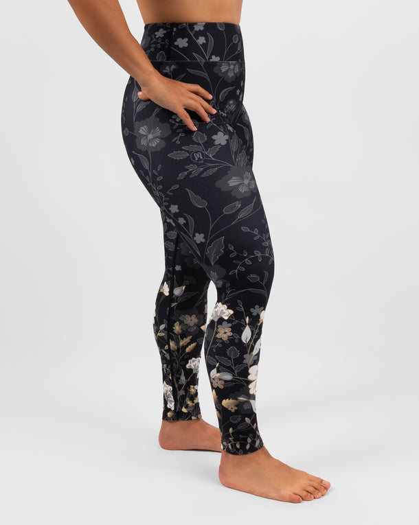 Model 5'4" | Size S