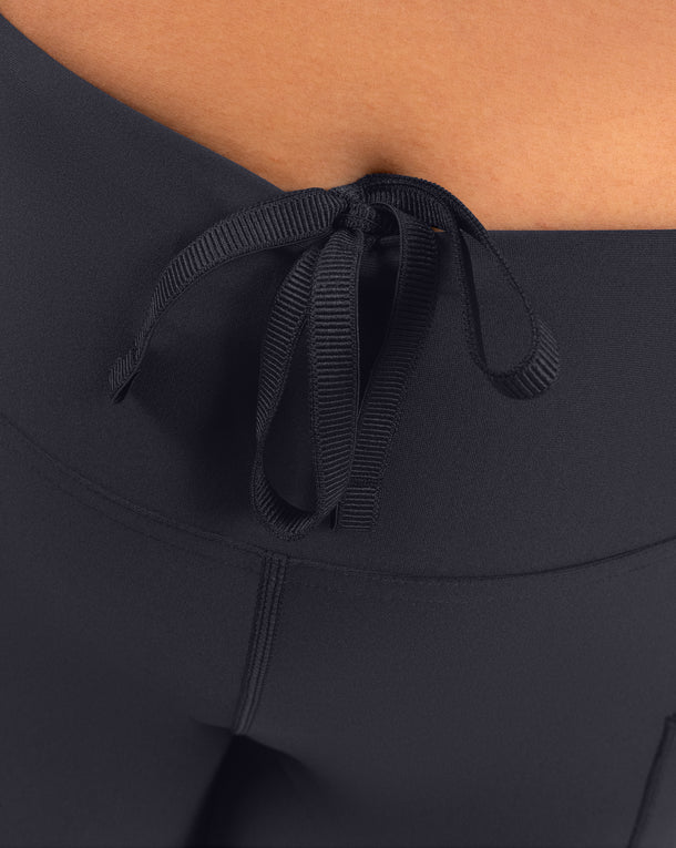 Model 5'4" | Size S