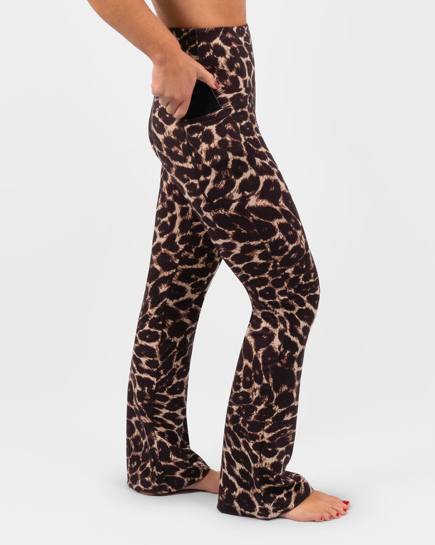 Model 5'3" | Size S | Short