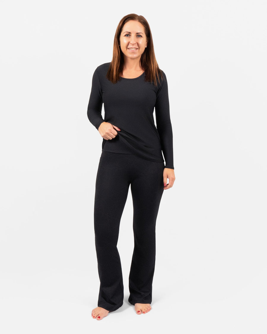 Model 5'3" | Size S, Short