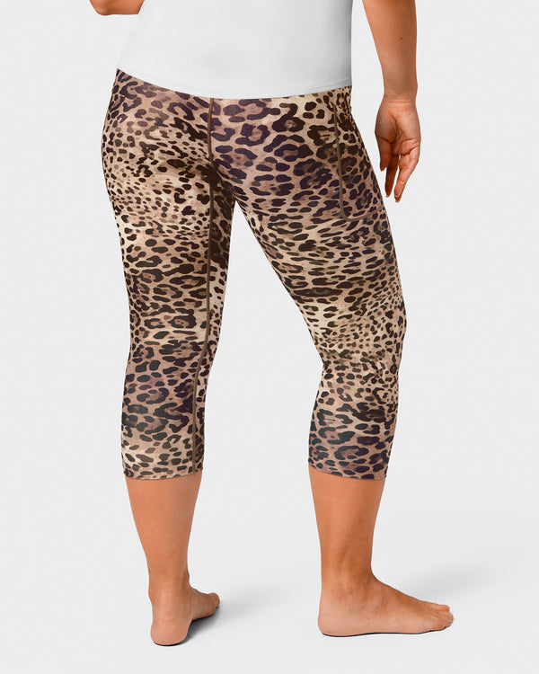 Signature Leopard Capri