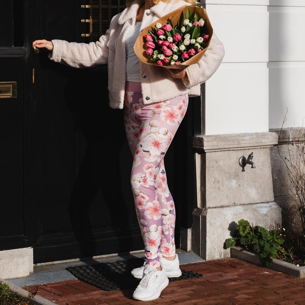 Signature Sakura Leggings